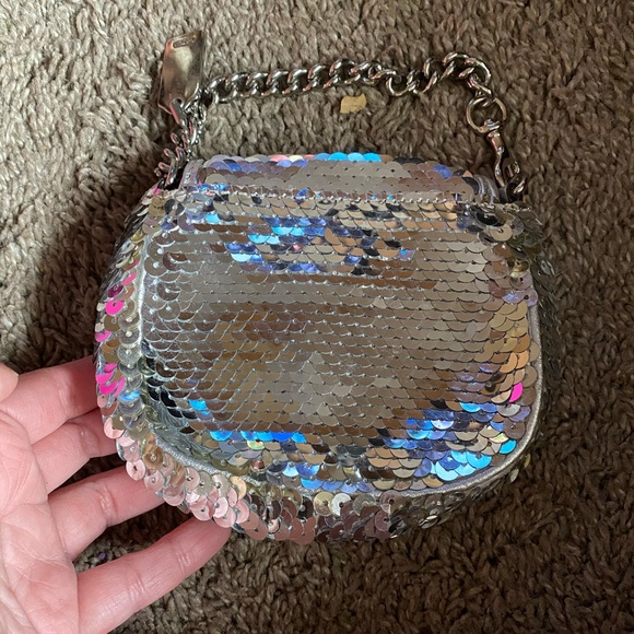 Coach - Picture 2 of 3